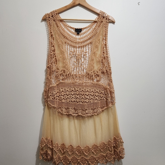 Coco + Carmen Tops - Crochet Lace Sleeveless Top